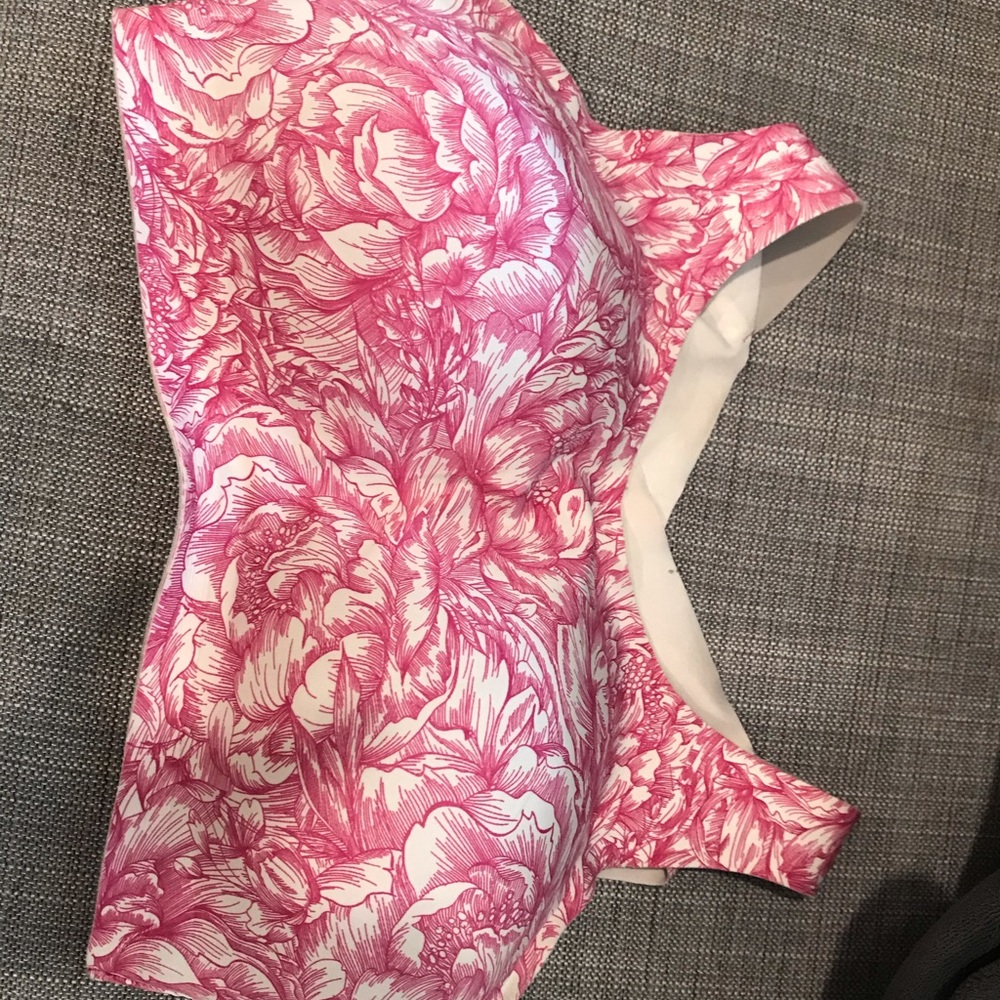Lululemon Enlite 36E Sports Bra